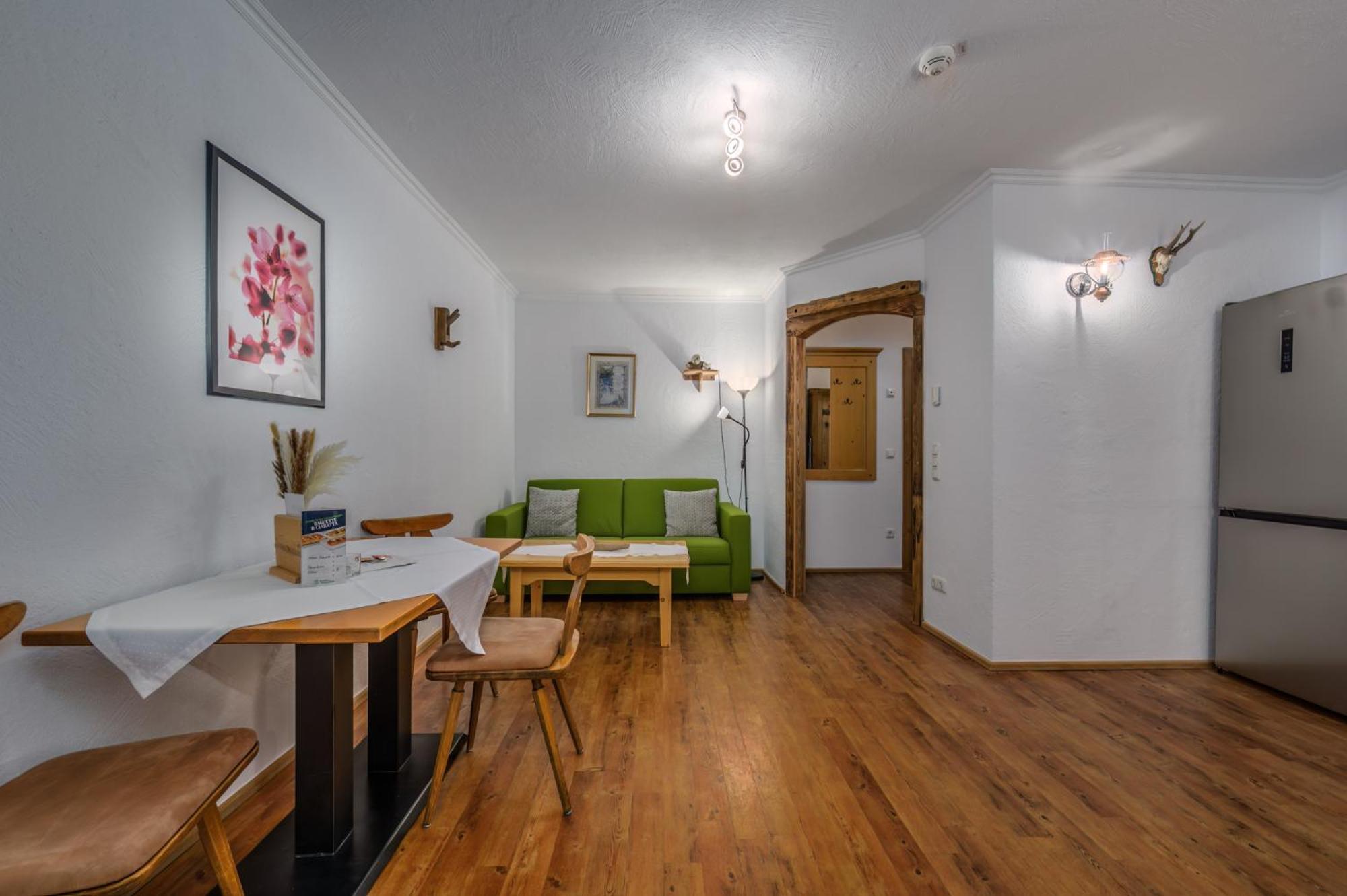 Das Eulersberg Apartments & Chalets 维尔芬翁 外观 照片
